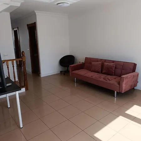 Villa-costaadeje-3br-balcony-wifi-parking أذيخي