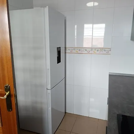 Villa-costaadeje-3br-balcony-wifi-parking فيلة
