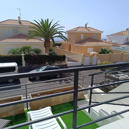 فيلة Villa-costaadeje-3br-balcony-wifi-parking أذيخي
