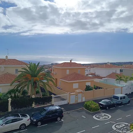 Βίλα Villa-costaadeje-3br-balcony-wifi-parking *